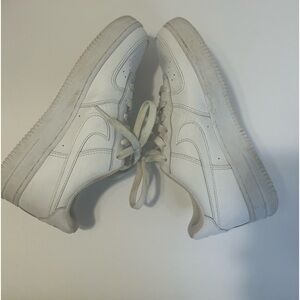 Nike Air Force 1 LE Low Triple White Size 5.5